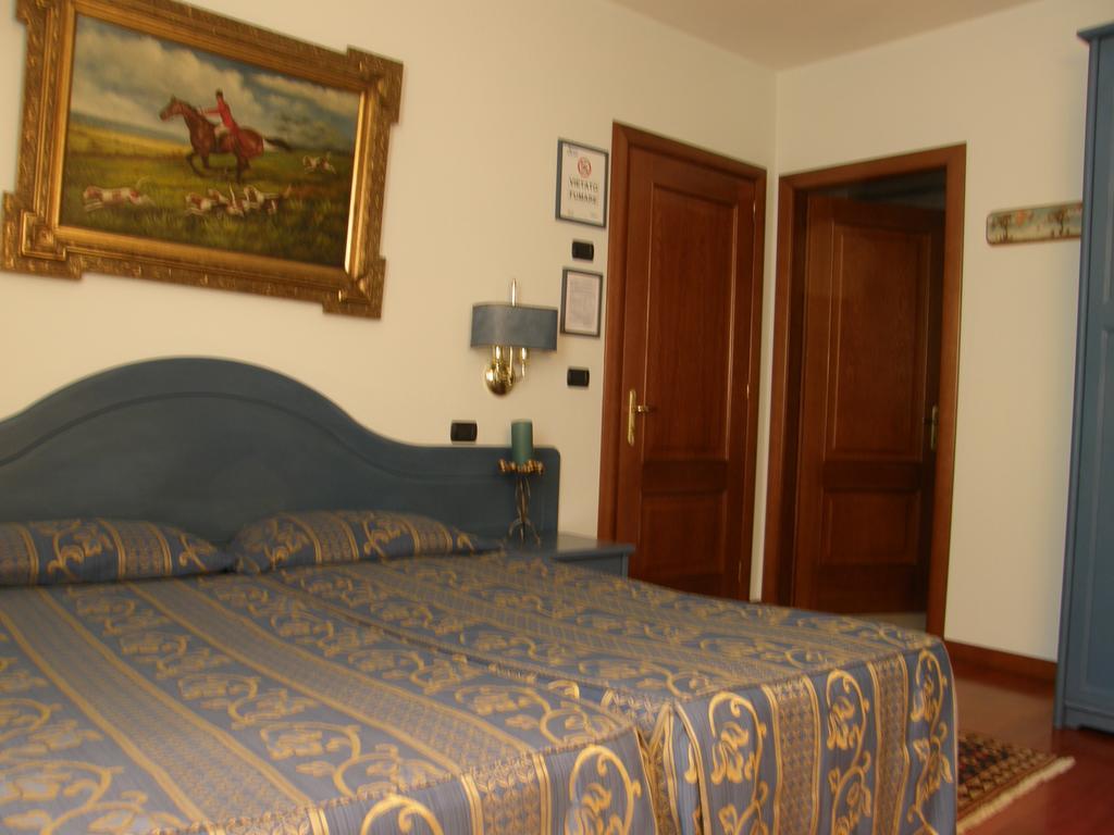Residence Meuble' Cortina Quinto Di Treviso Rom bilde
