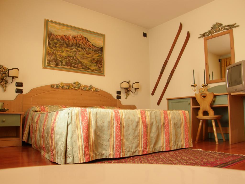 Residence Meuble' Cortina Quinto Di Treviso Eksteriør bilde